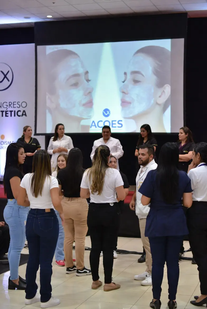 Coffee Break y Networking